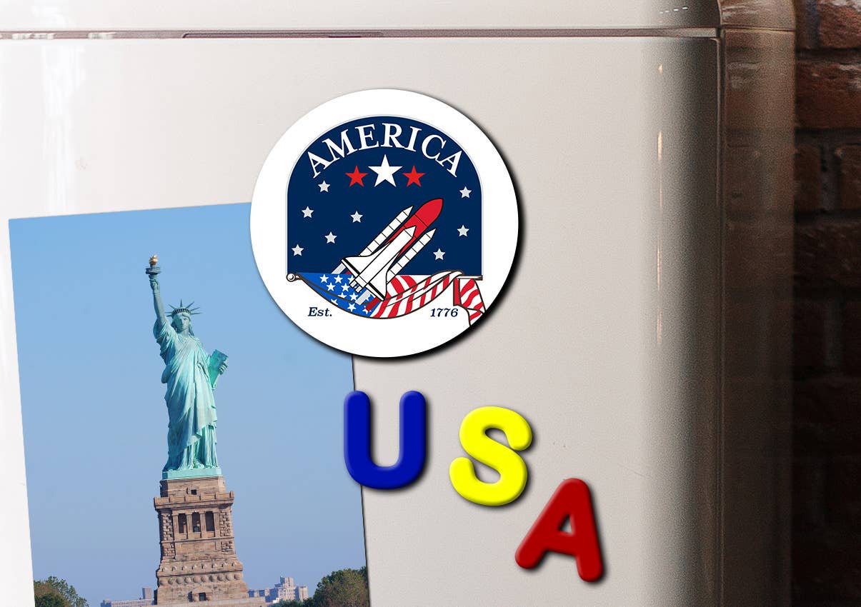 America250™ Rocket Magnet Round