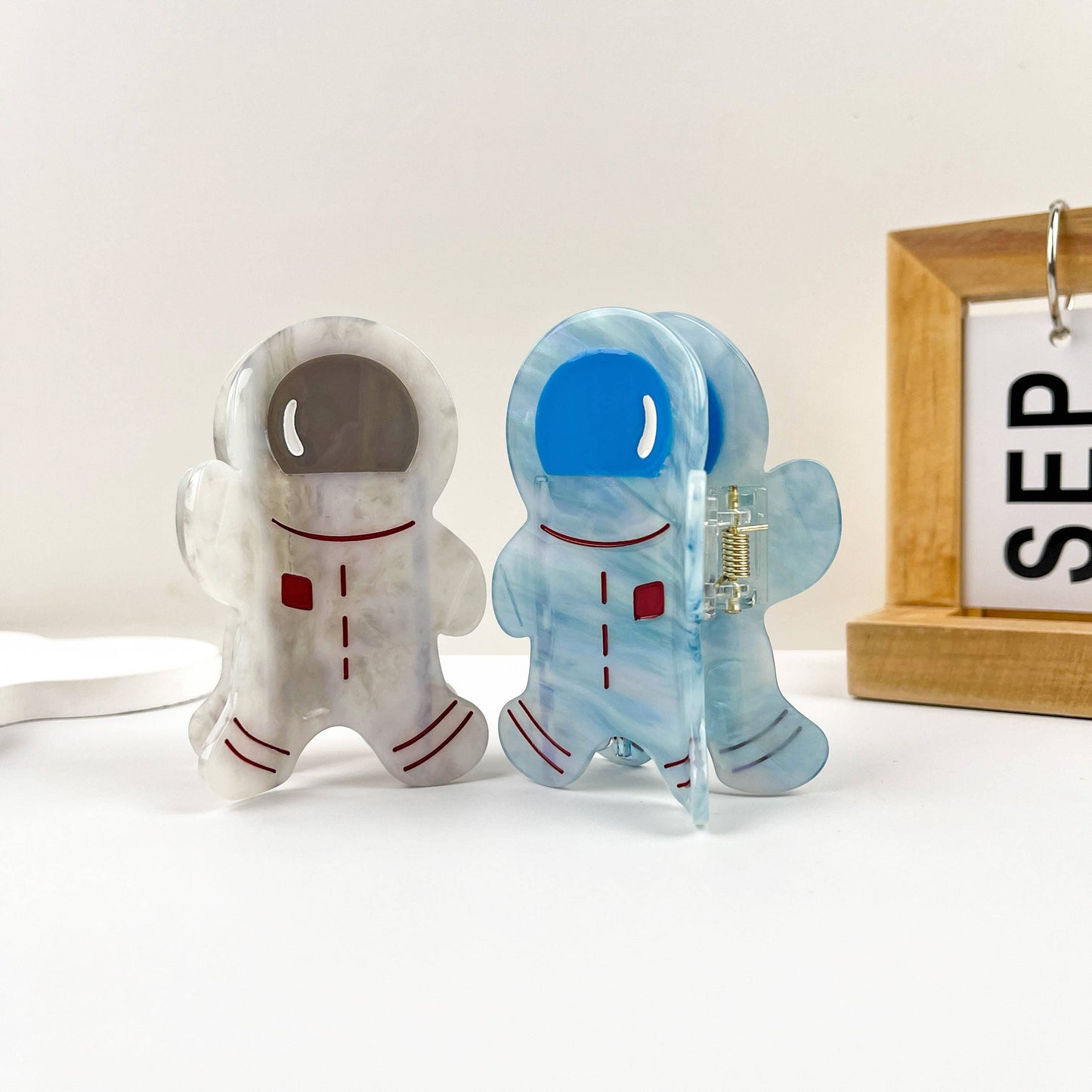 Creative astronaut say Hi hair claw clip