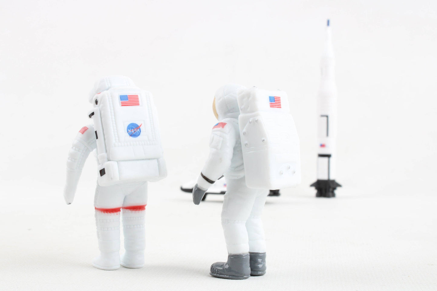 SPACE ADVENTURE ASTRONAUT AND SPACECRAFT SET