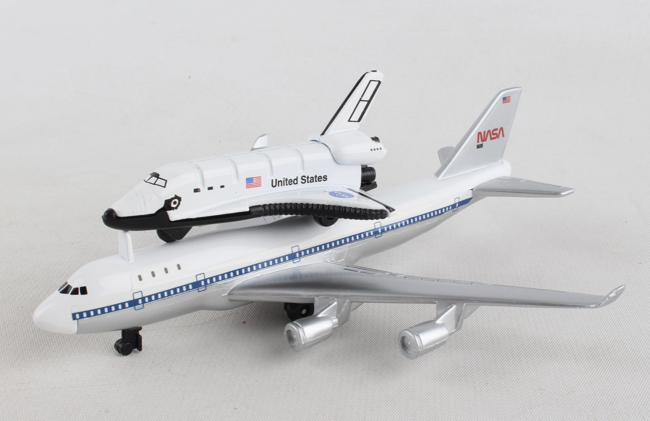 Space Mission 747 w/Shuttle