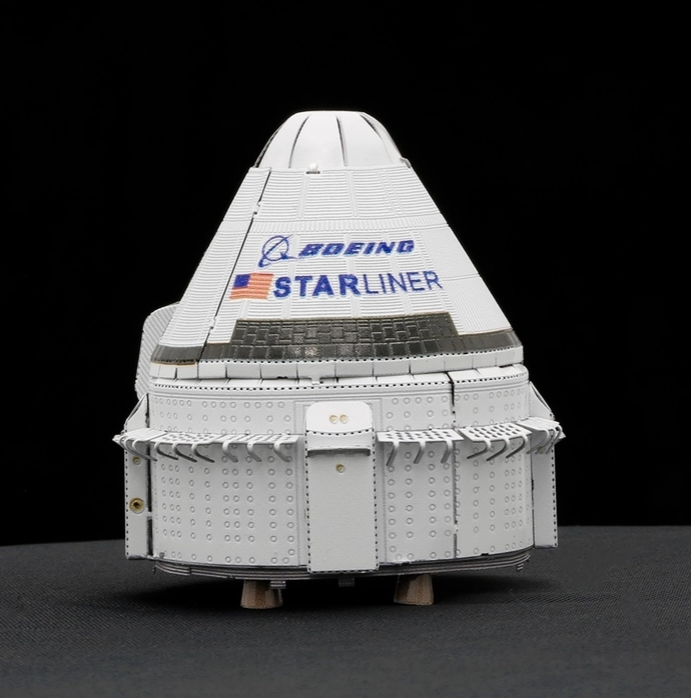 Metal Earth Boeing Starliner