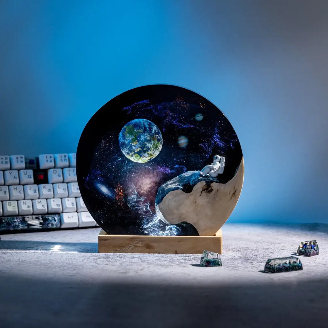 Galaxy Astronaut Space Resin Lamp Night Light Table Decor