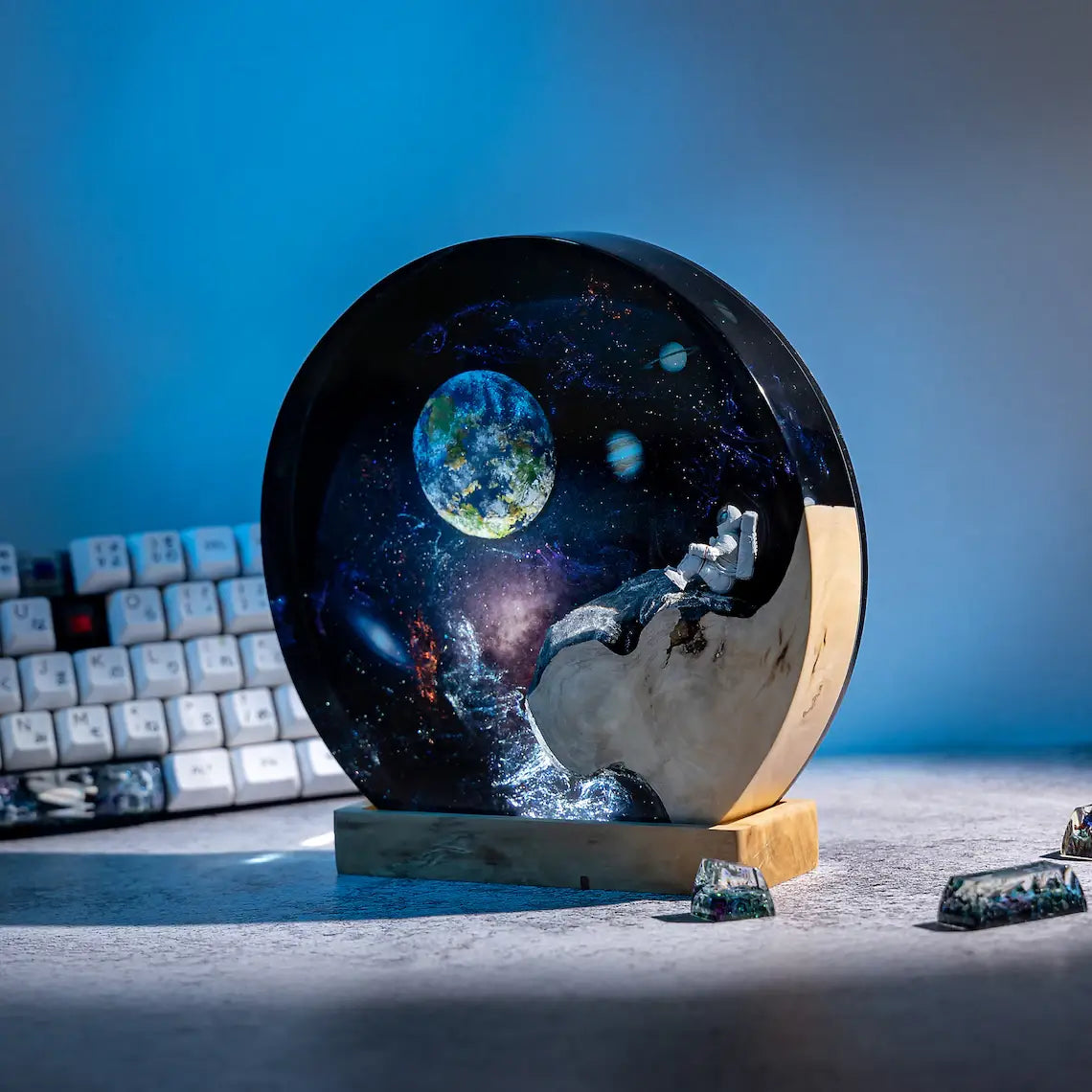 Galaxy Astronaut Space Resin Lamp Night Light Table Decor